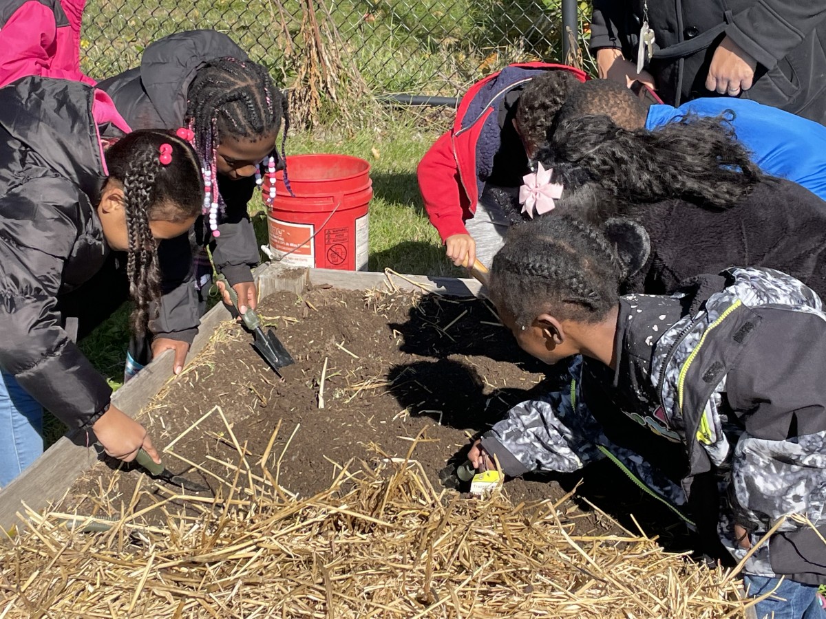 Land to Learn at HorizonsontheHudson Horizons on the Hudson Elementary School NECSD